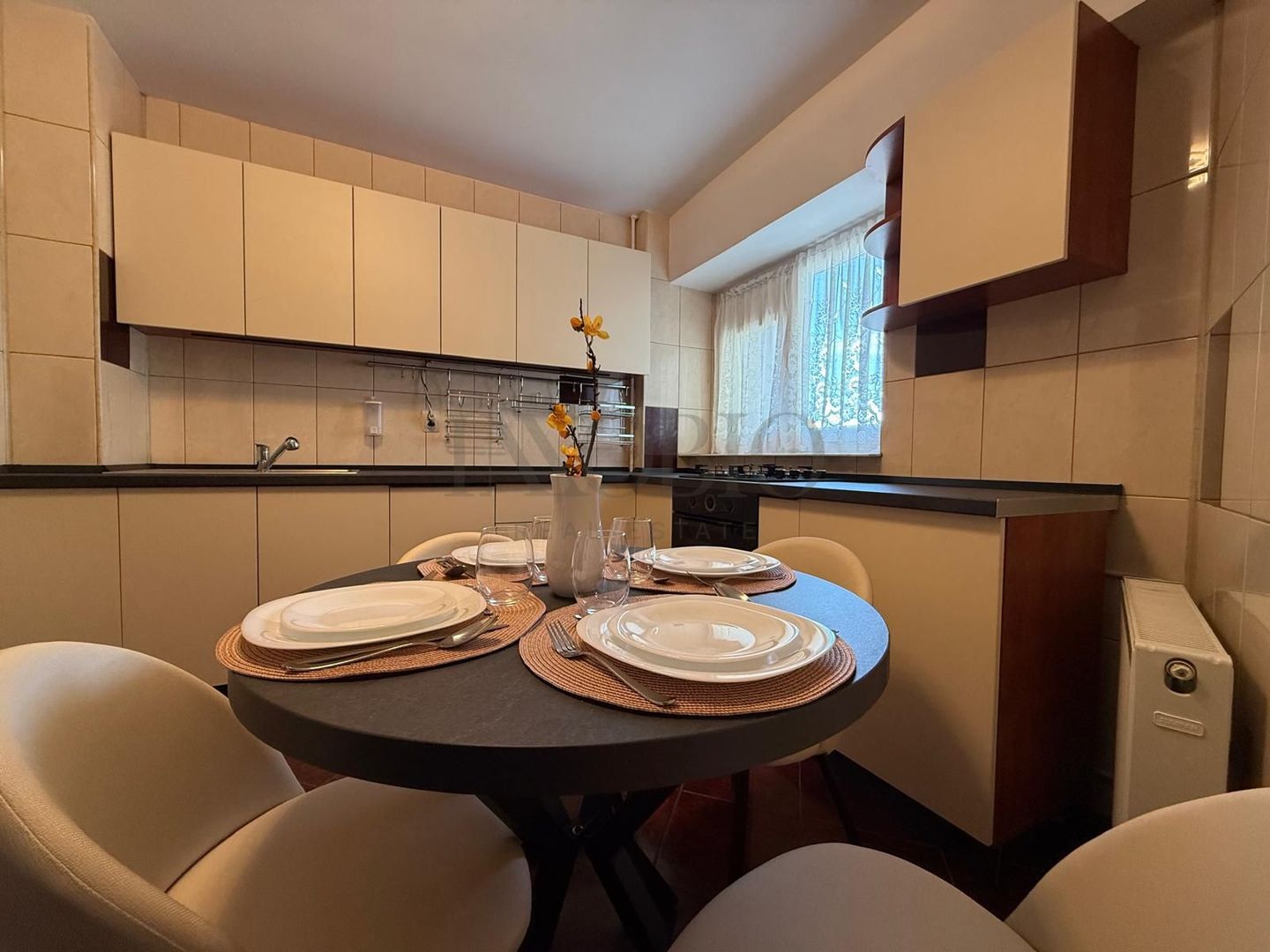 Apartament de 4 camere modern | Elegant | Piața Victoriei - Titulescu - Poză 3