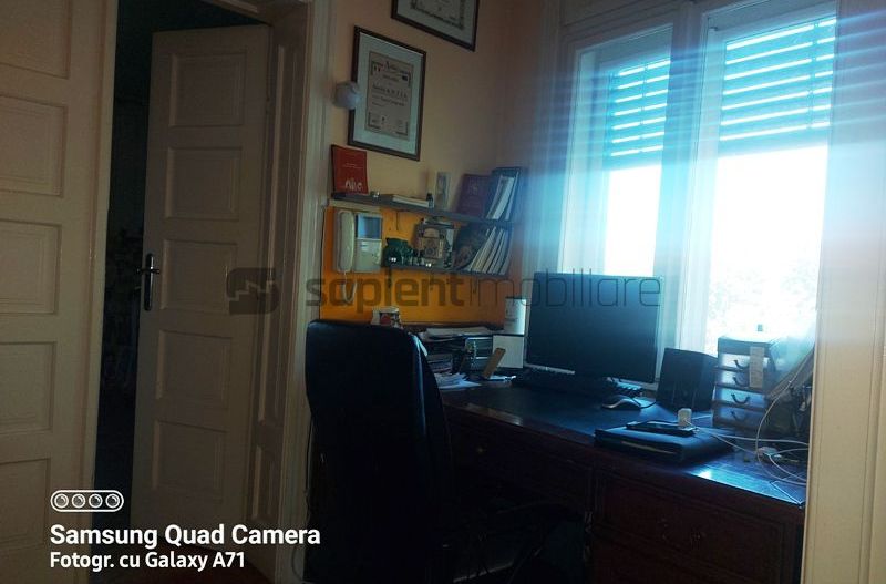 Casa cu 6 camere str.E Teodoroiu - Poză 12