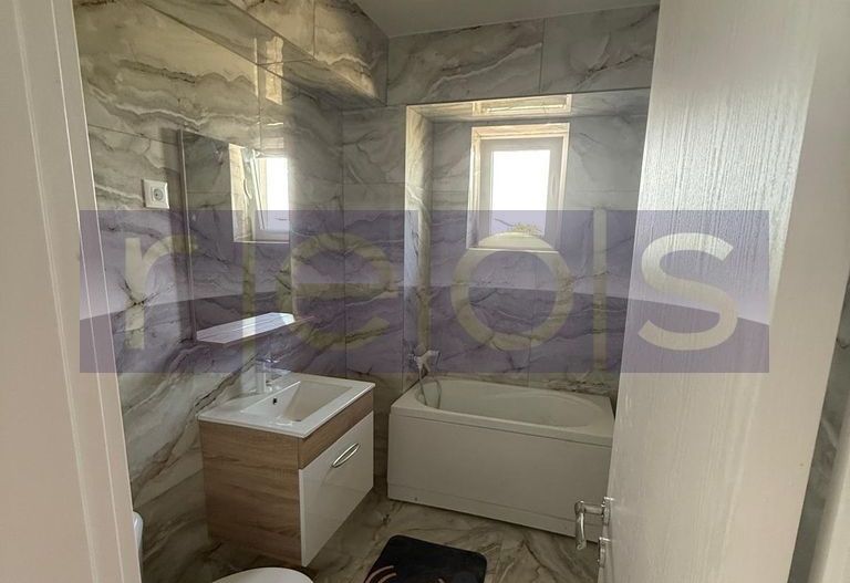 VANZARE GARSONIERA 40MP TITAN PALLADY - Poză 1