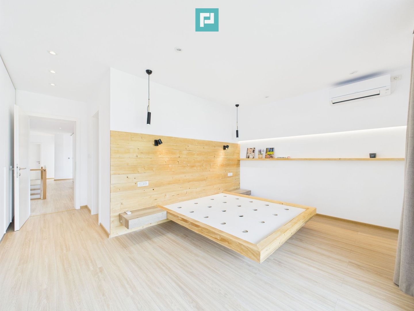 Casă modernă și elegantă, mobilată și utilată - Poză 19