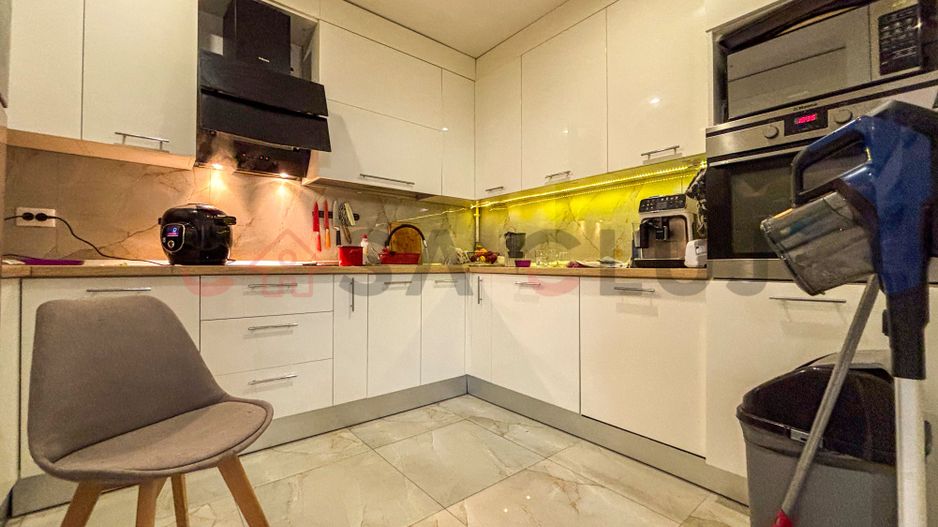 Modern | 2 bai | Bloc Nou  -  Zona Revo Iris - Poză 6