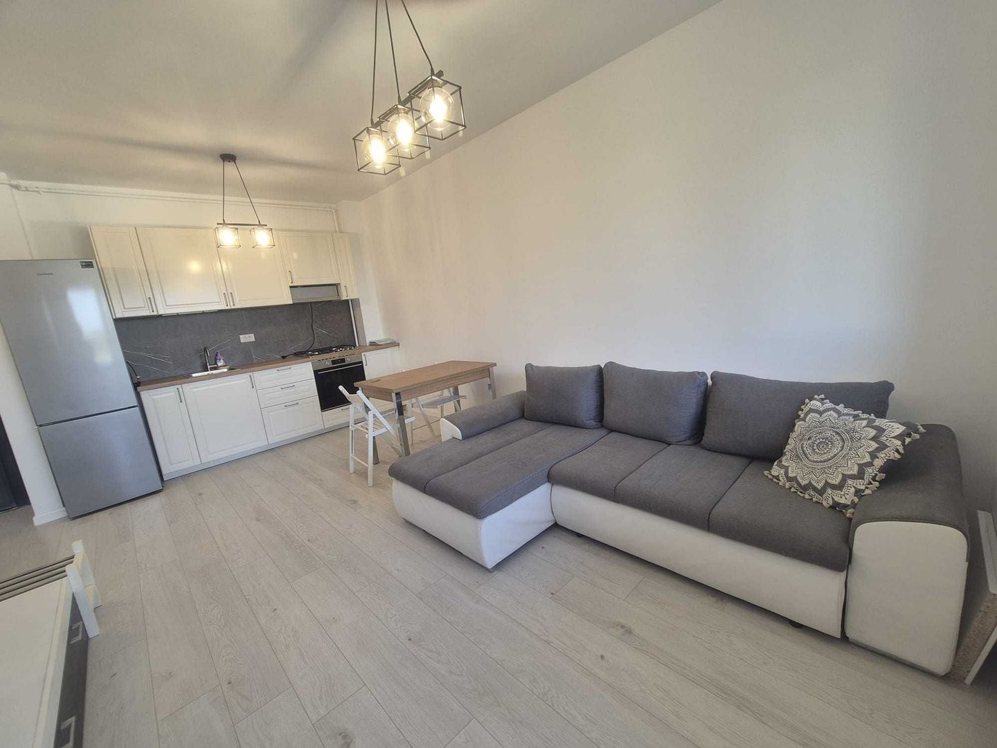 De inchiriat studio premium - Poză 2