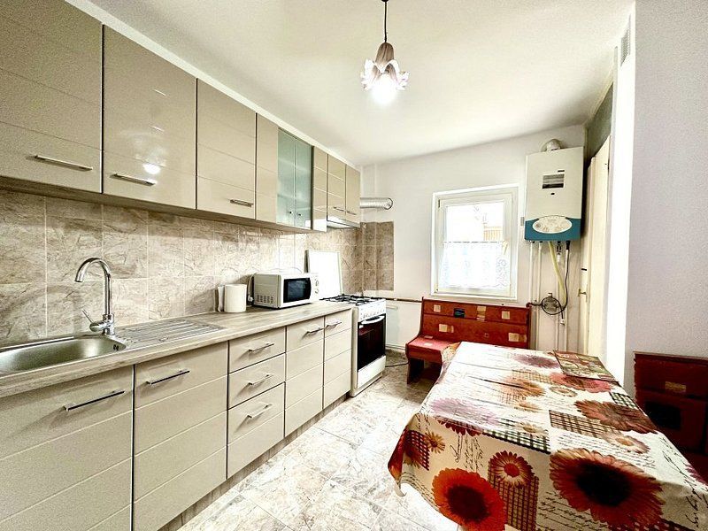 Apartament cu 4 camere zona Aradului - Poză 6