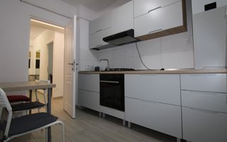 3 camere decomandate, balcon generos de 17 mp, bloc modernizat-Gh Lazăr - Poză 17