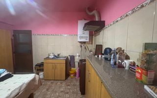 Casa solida aproape de Lidl Dumbravita - Poză 3