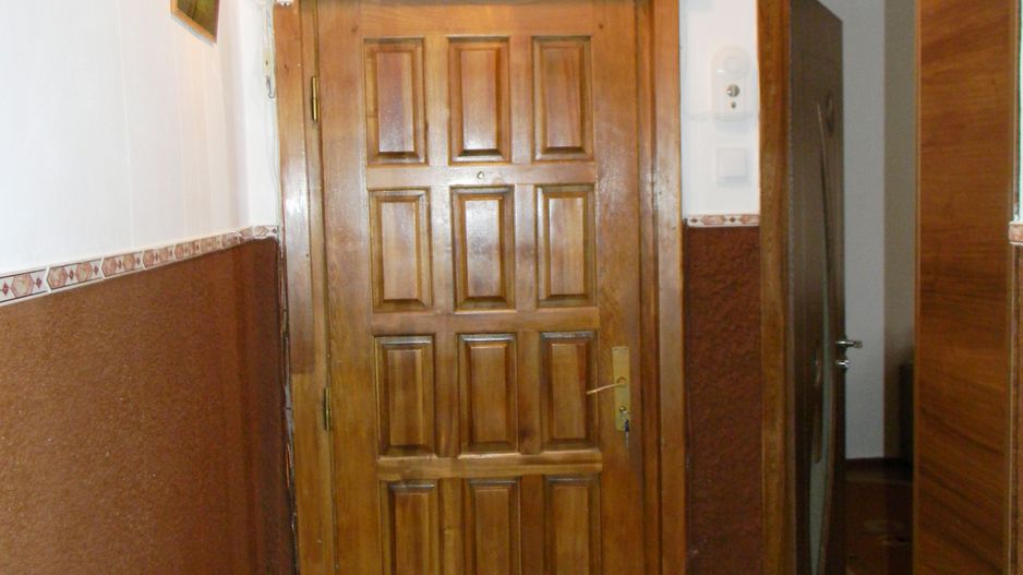 Apartament decomandat in Sacele - Poză 3