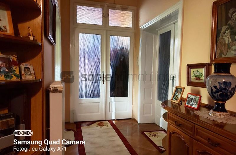 Casa cu 4 camere in zona Armatei Romane - Poză 6