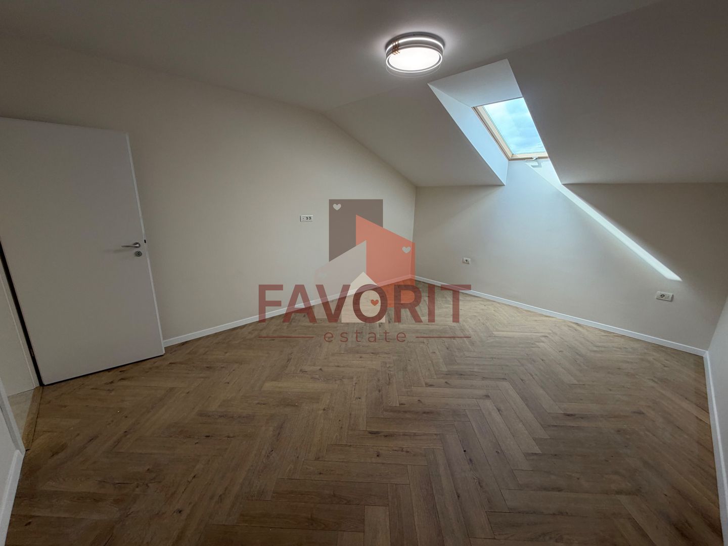 NOU. Disponibil imediat. Decomandat. Zona Soarelui - Poză 15