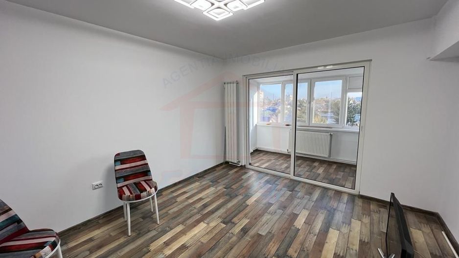 Inchiriem apartament cu 3 camere in centrul orasului, pret 500 euro - Poză 4