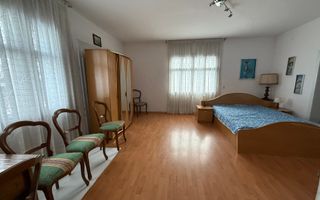 Proprietate de vânzare cu două case | Teren 1.500 mp | Bivolărie - Poză 2