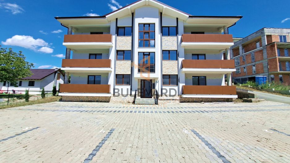 Comision 0! Apartament 3 camere decomandate,  in imobil tip vila! - Poză 1