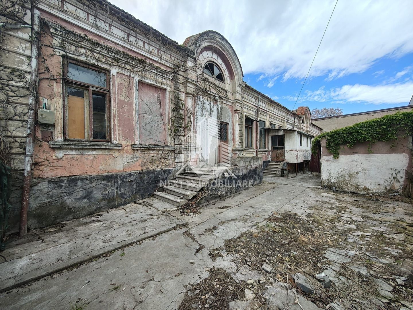 Casa de epoca renovabila in zona ICIL, Constanta - Poză 4