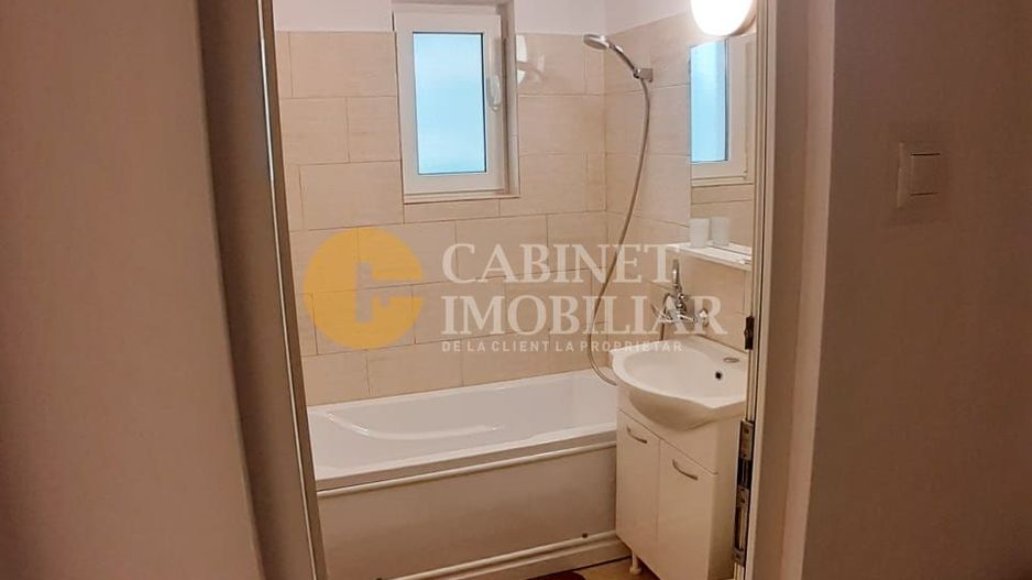 2 Camere SemiDecomandat -53mp - Zona Podu Ros - Poză 5