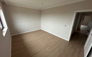 CASA TIP DUPLEX DESPARTIT PRIN GARAJ - Poză 43