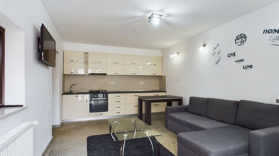 Vilă de lux cu două locuințe, în Dumbrăvița – Locație Excelentă! - Poză 32