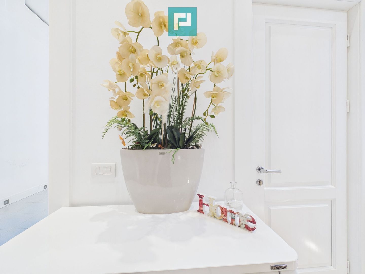 Apartament deosebit în clădire istorică central - Poză 4