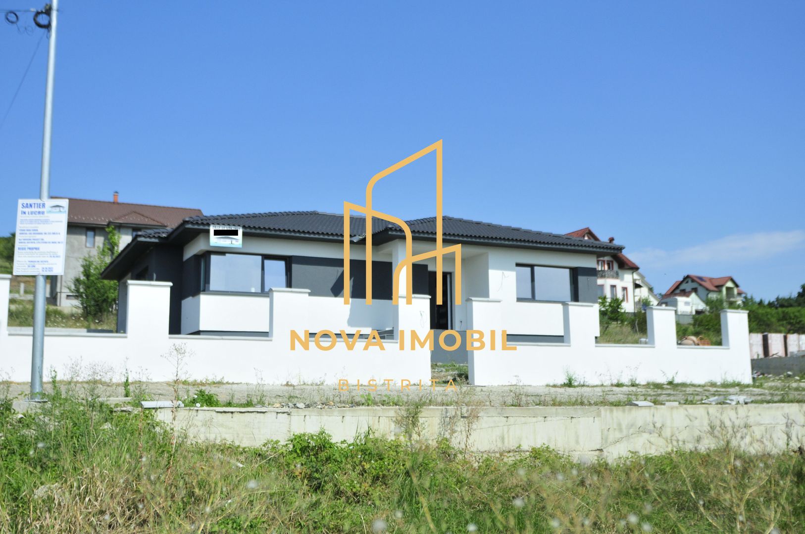 Case la cheie in Viisoara cu o panorama superba - Poză 1