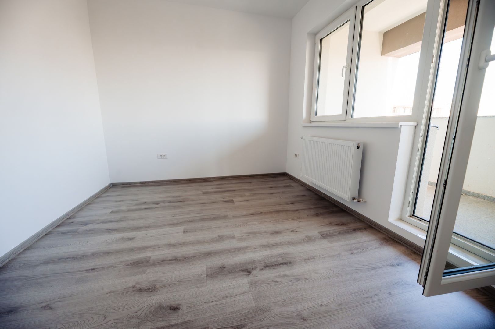 Apartament modern cu 2 camere si balcon, zona Brancoveanu, Sector 4 - Poză 4