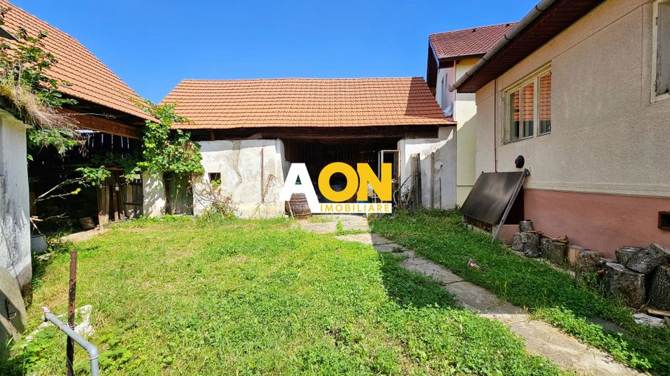 Casa tradițională de vânzare în Săsciori, Alba, 1384 mp teren - Poză 2