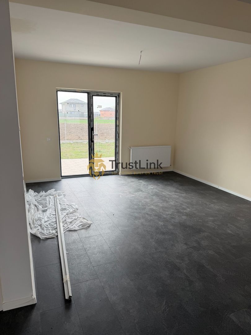 Casa de vanzare 4 camere Finalizata 380mp curte comuna Berceni - Poză 10