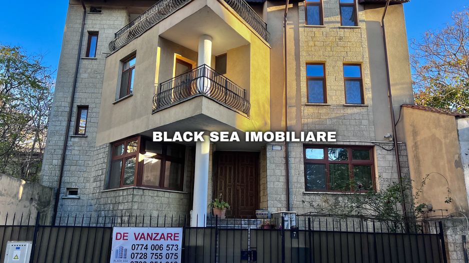 Vila 7 camere D+P+1+M - 2 Garaje - 50m de plaja - Zona centrala - Poză 22