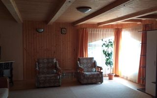 Casă stil american, structură de lemn, 176 mp utili, teren 1400 mp - Poză 7