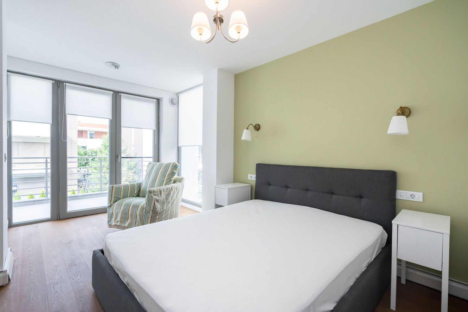 COMISION 0% - Vila eleganta P+2E 380 mp utili, teren 470mp, lac propriu + ponton - Poză 22