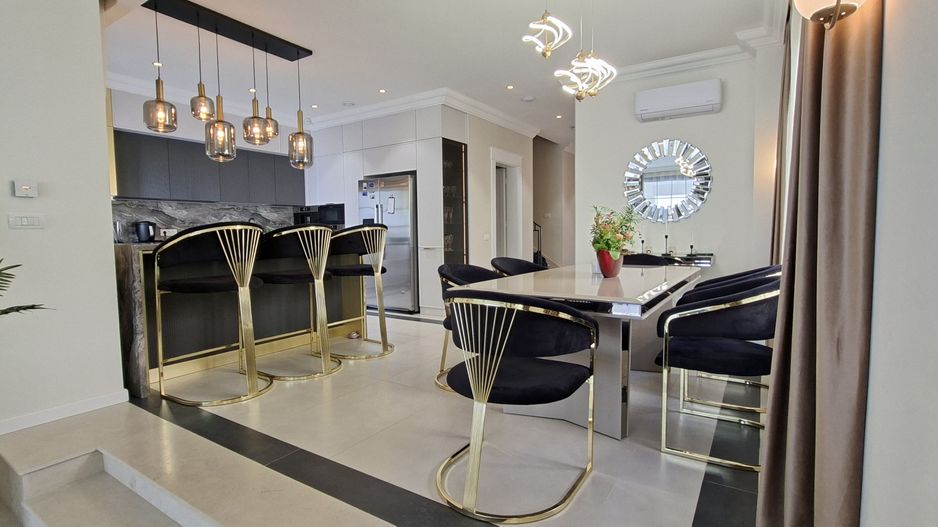 Vila spatioasa cu piscina - Dumbravita/Padurea Verde - Poză 9