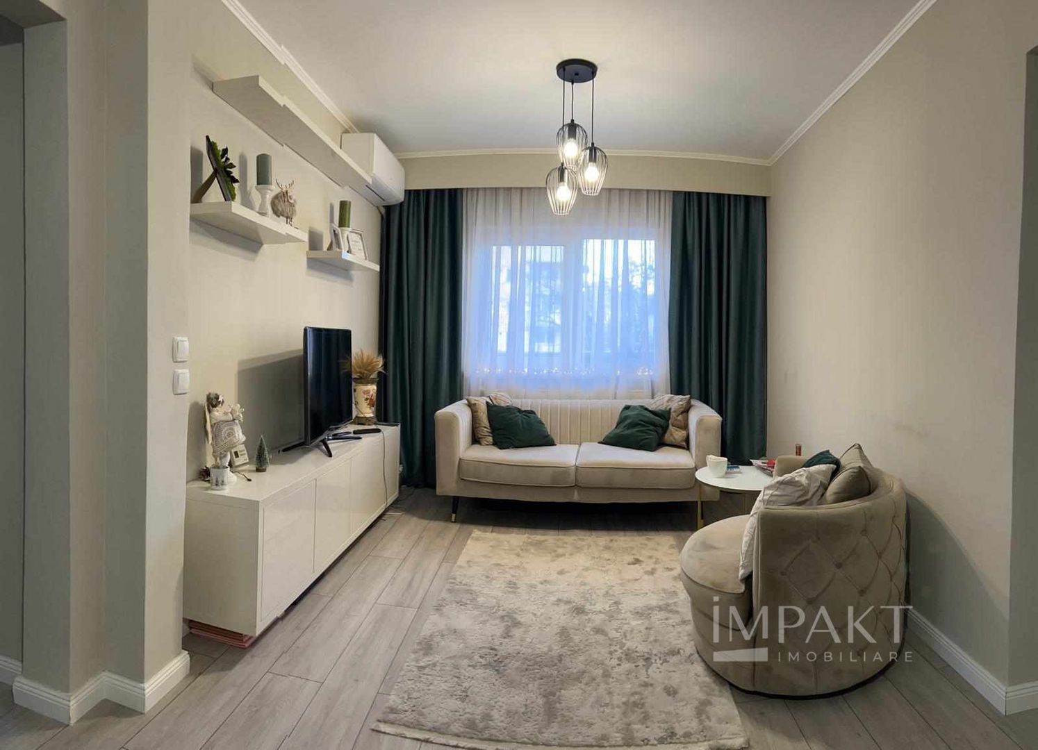 De vanzare 4 camere -Complet utilat/mobilat-Manastur +250 mp terasa - Poză 2