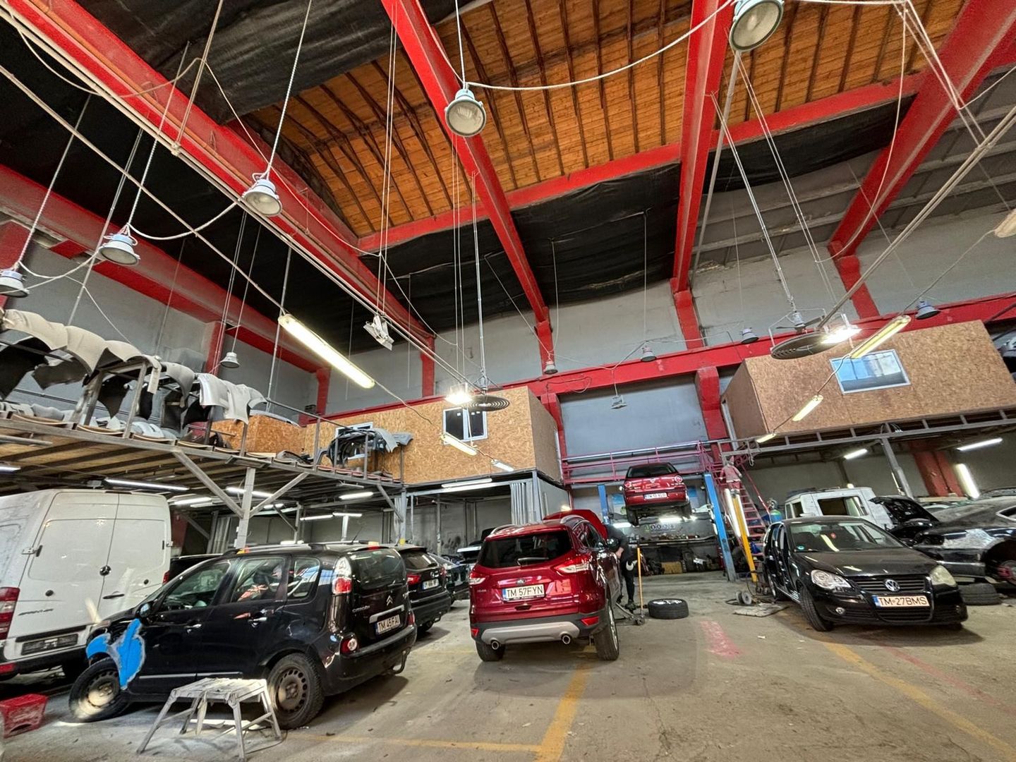 Atelier auto 590 mp cu ISU - Poză 1