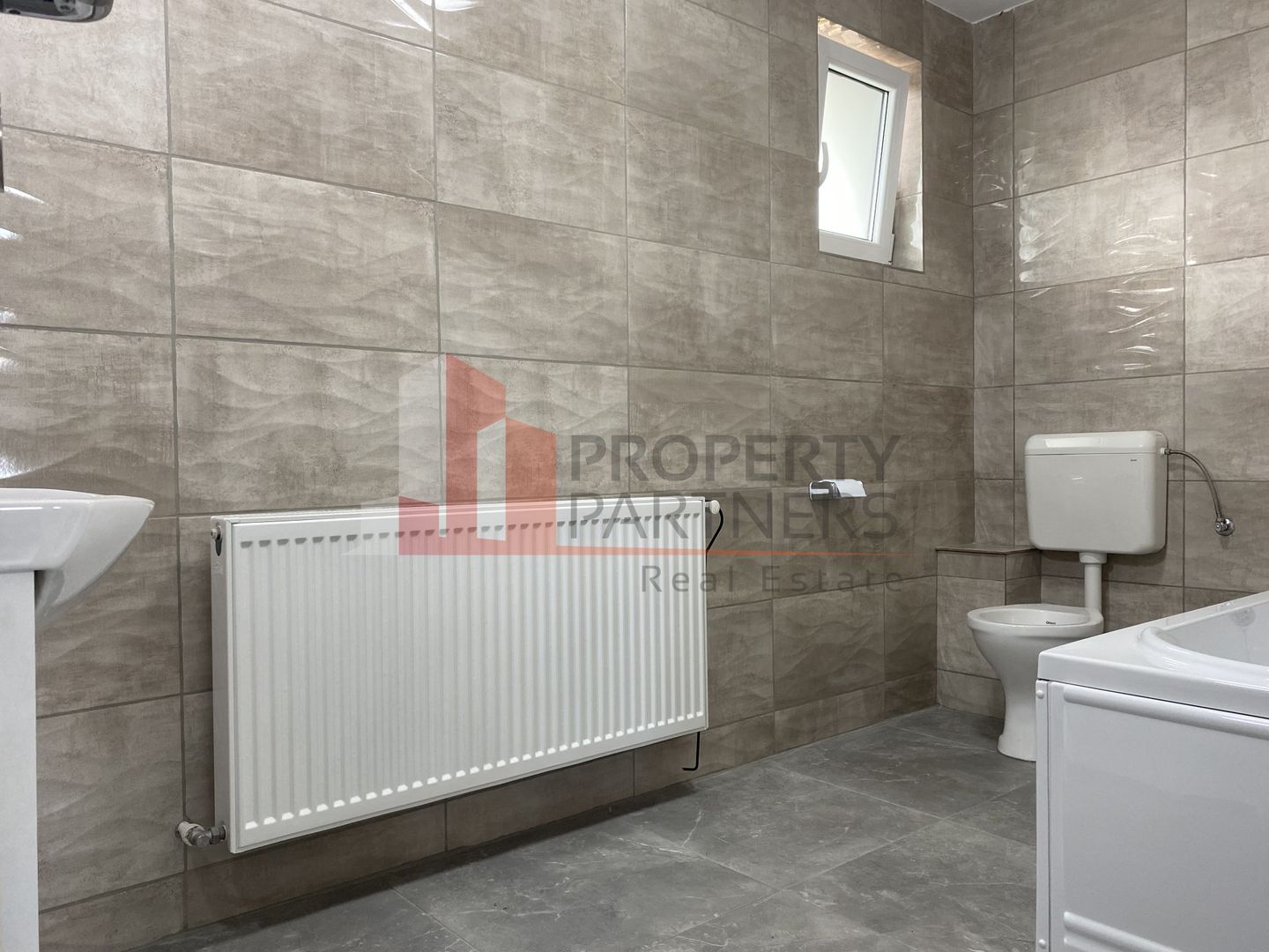 Casa P+1 in Sabareni. - Poză 13