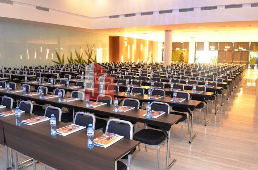 Spatiu comercial - Parter cladire de birouri - 588.35 mp - Showroom - Poză 9