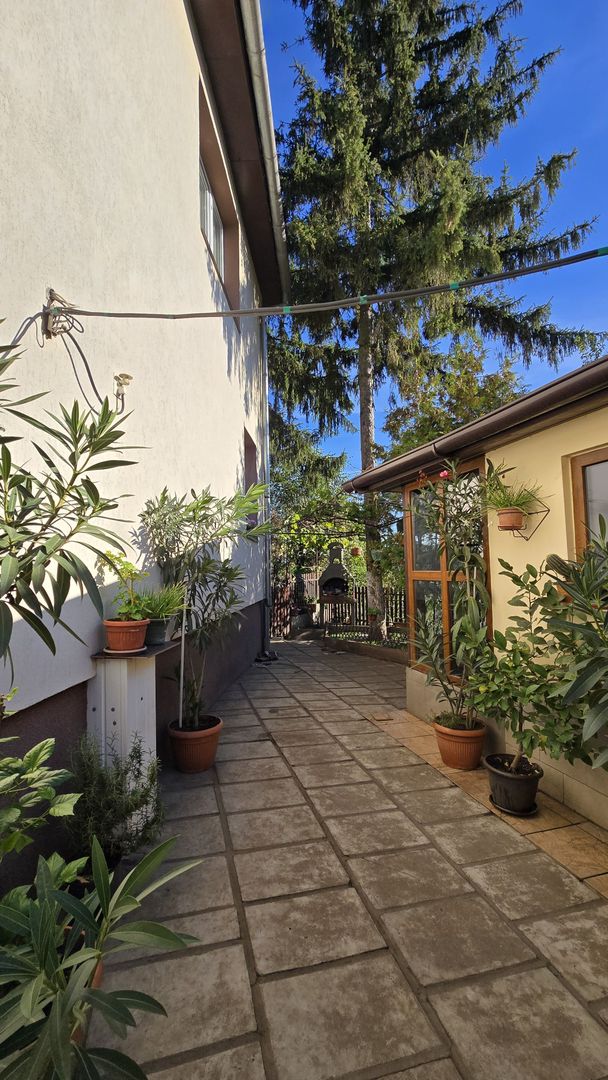 Casă spațioasă cu 6 camere în Triaj preț ajustat - COMISION 0%🌿🏡 - Poză 16