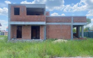 Sacalaz casa la rosu - Poză 13