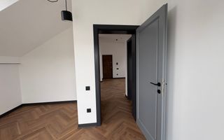 Apartament la vilă I 3 Camere I Et 2 I Balcon I 2 Parcări - Poză 6