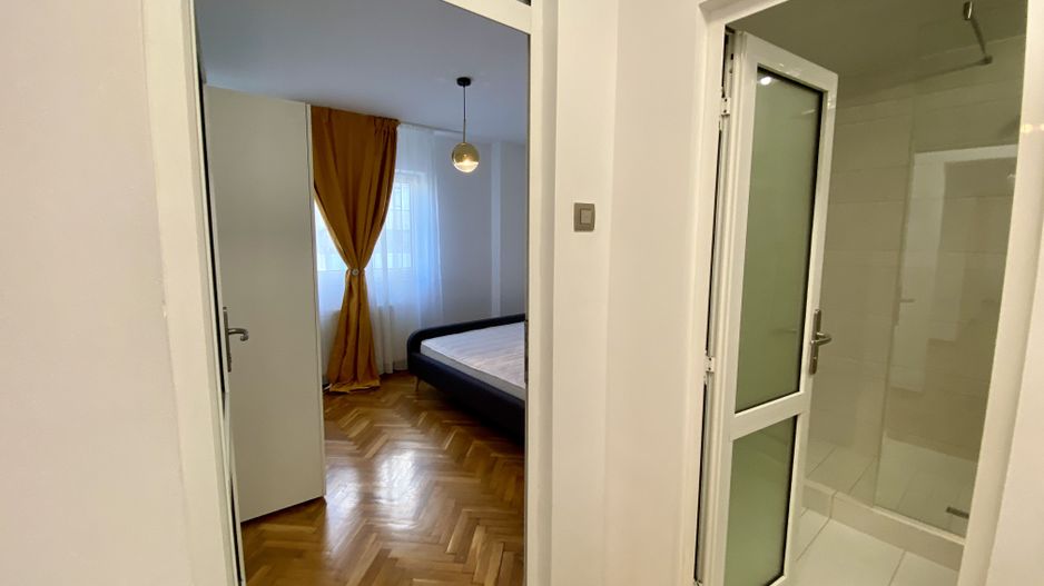 Apartament cu 3 camere in Centrul Civic - Poză 17
