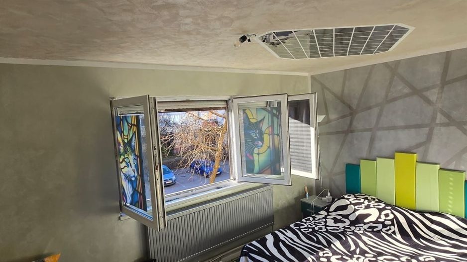 De vanzare apartament 2 camere, zona centrala, etaj 1 - Poză 3