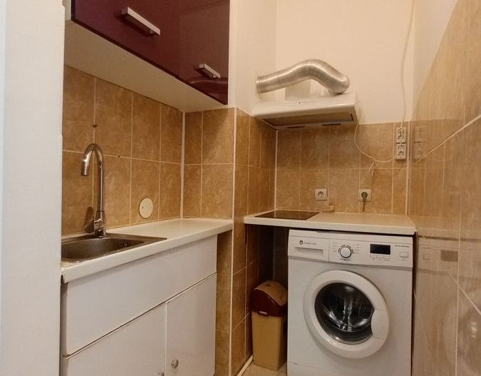 Închiriez garsonieră, Unirii - 13 septembrie, centrală proprie - Poză 3