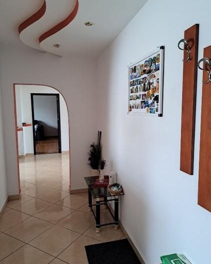 De vanzare apartament 4 camere 96 mp, Zona 13 Septembrie - Poză 3