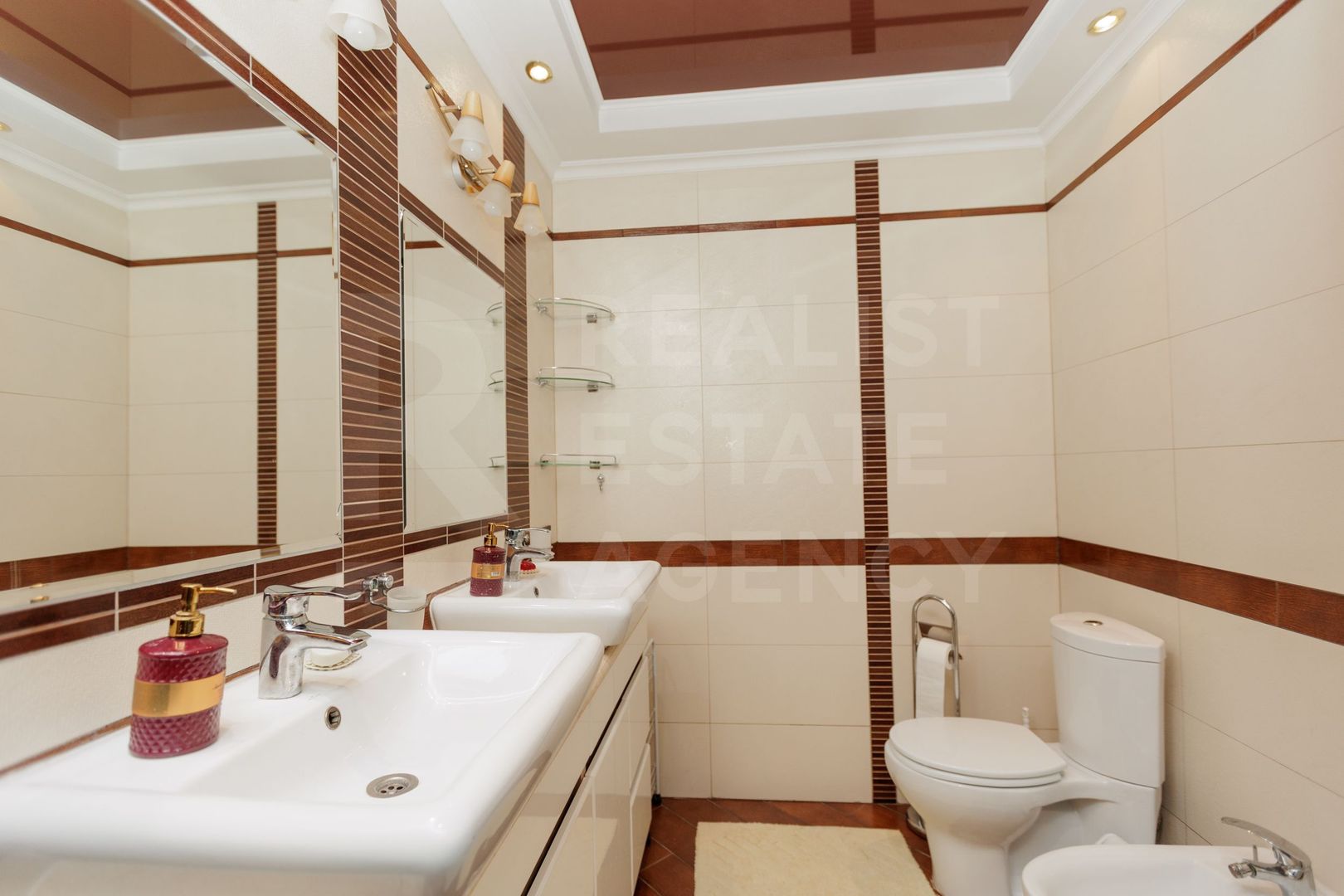 Chirie, apartament, 4 camere, str. Bucureşti, Centru - Poză 12