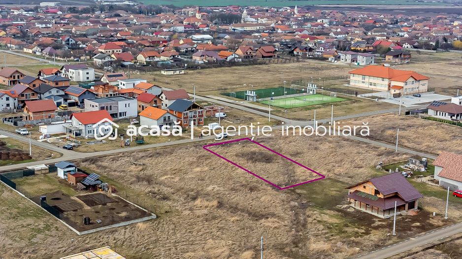 Teren intravilan generos în cartierul nou din Fântânele - Poză 1