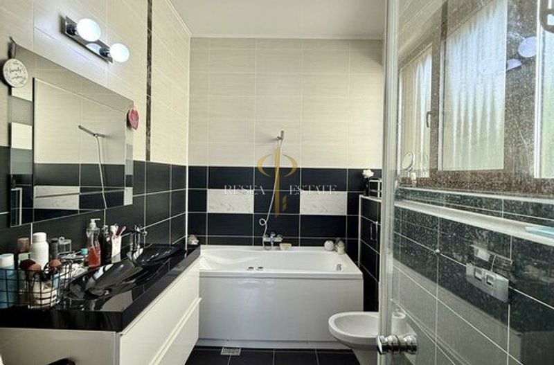 Casă individuală P+1+M, 5 camere, 210 mp utili – Calea Șagului - Poză 9