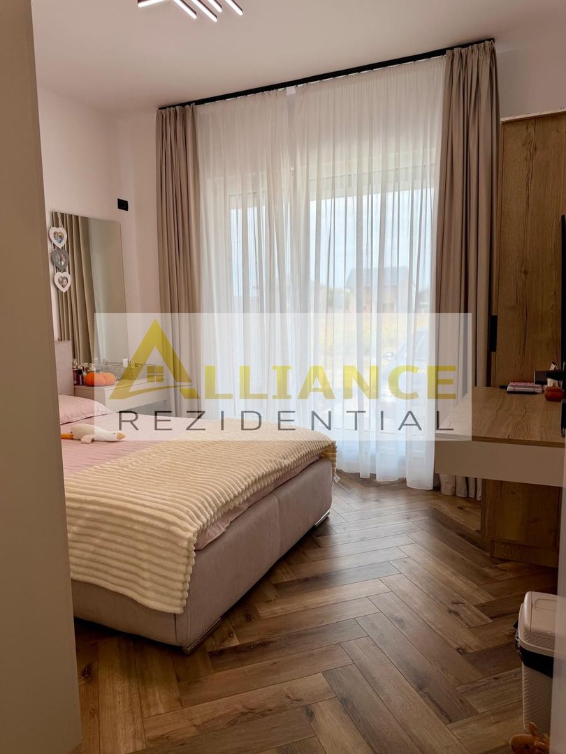 Str. Gradinari - 4 camere - 442 mp teren - mobilata si utilata lux - Poză 11