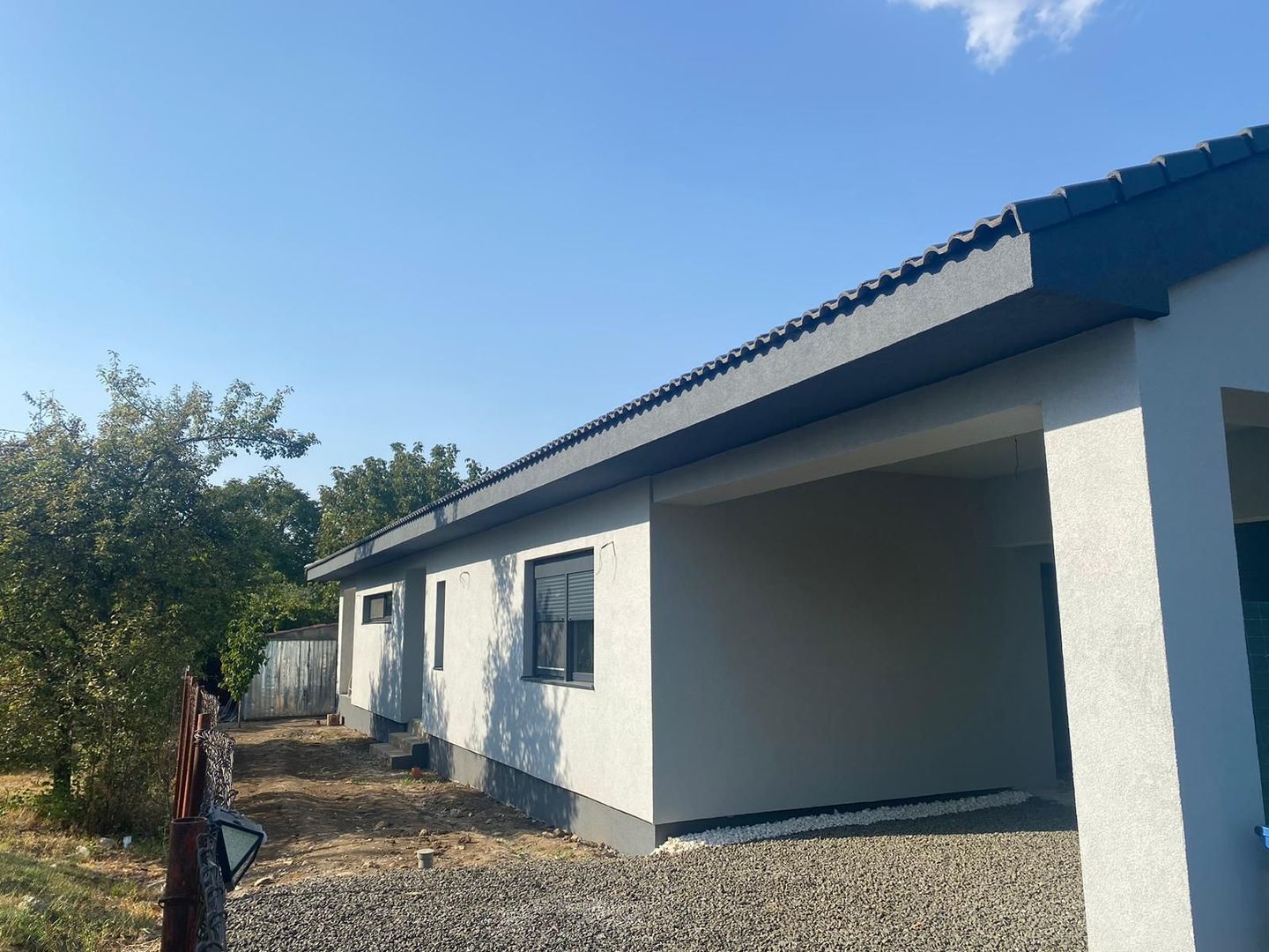 Casa individuala parter cu garaj - Dumbravita - Poză 5