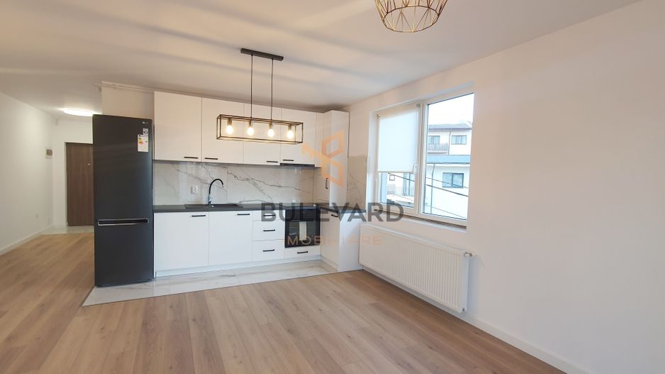 Apartament cu 2 camere+parcare, zona strazii Eroilor! - Poză 1