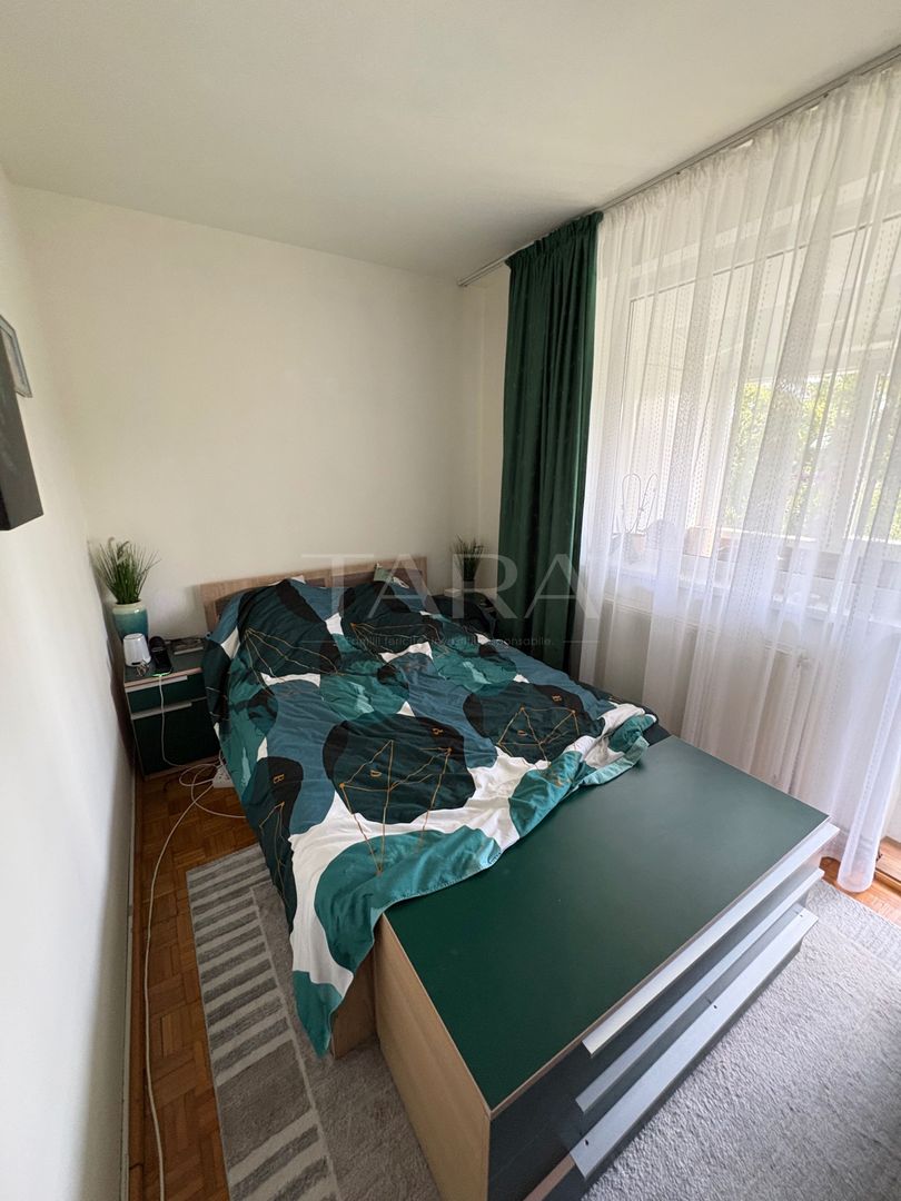 Apartament 3 camere, Gheorgheni, balcon vitrat, bloc reabilitat. - Poză 4