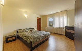 Vilă cu vedere panoramică în Breaza – Ideală pentru vacanță sau investiție - Poză 11