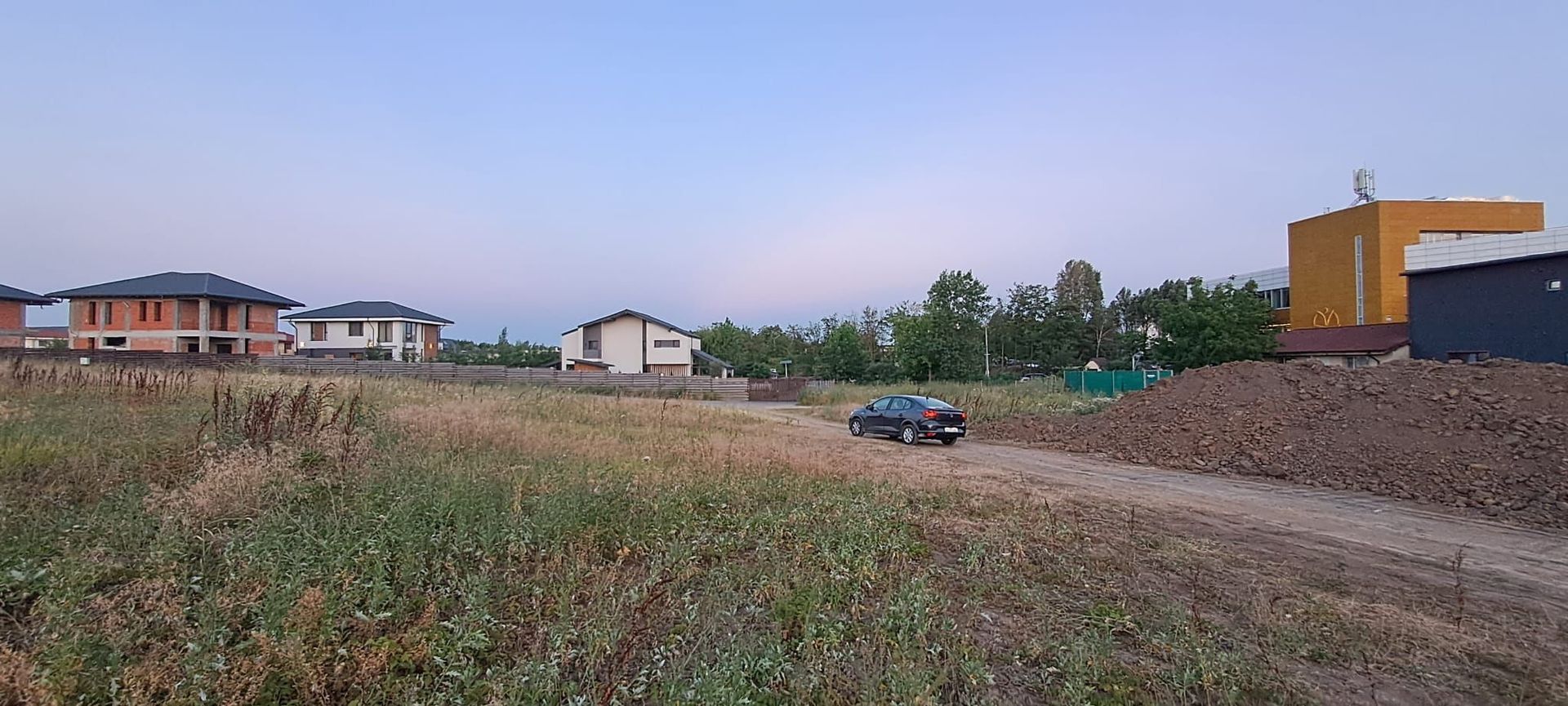 Teren de vanzare Corbeanca - Ostratu, pretabil investitie, utilitati - Poză 2