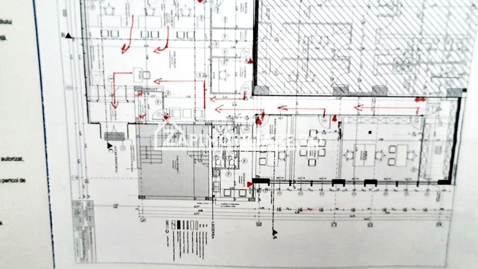 Spatiu Comercial Ultracentral 200 mp cu parcare - Poză 4
