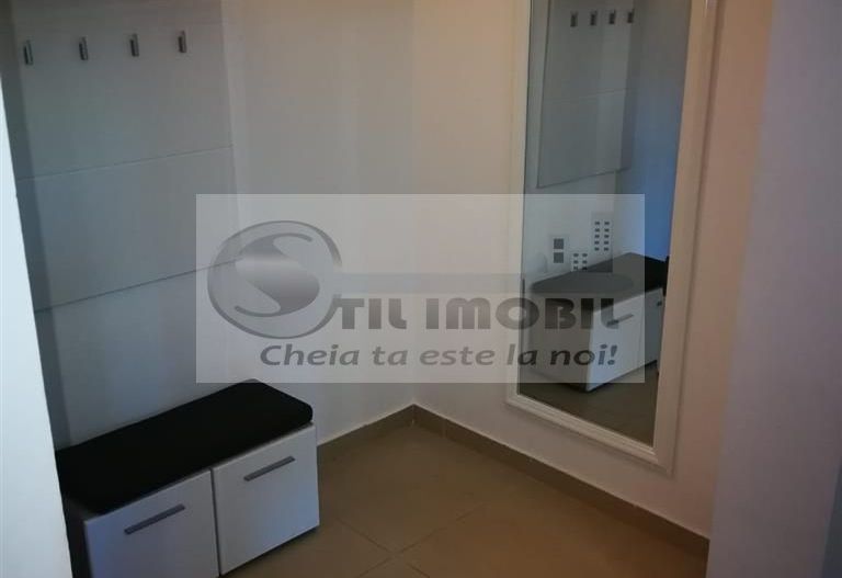 Apartament 3 Camere Centru - 539 euro - Poză 2